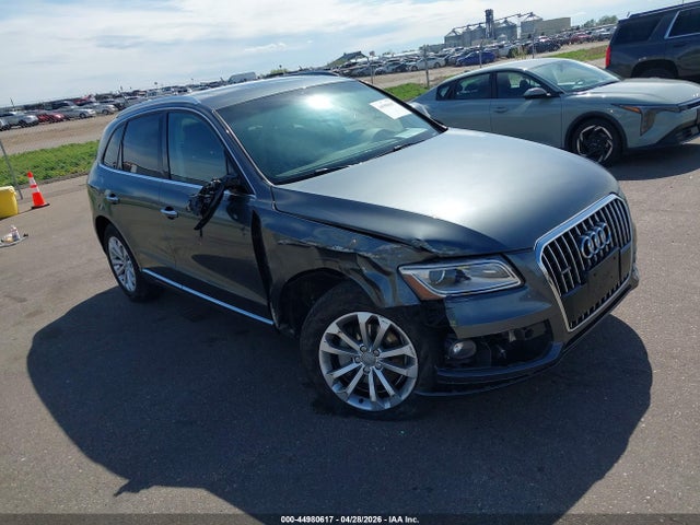 Salvage Audi Q5 Image