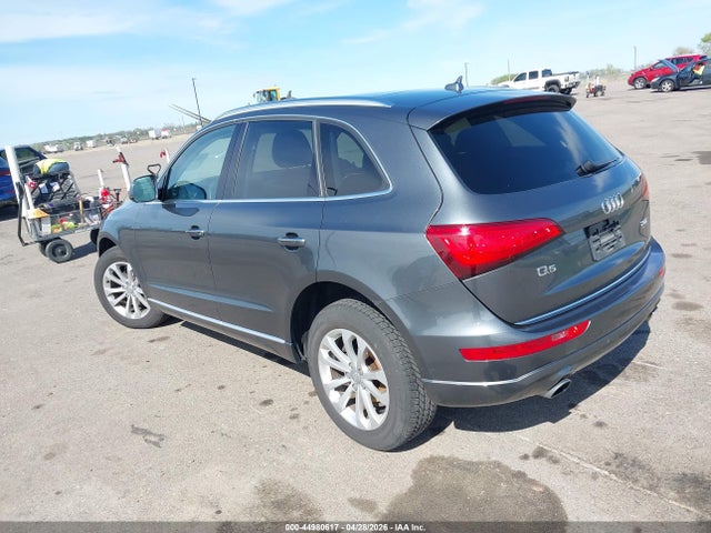 Audi Q5 2.0t Premium