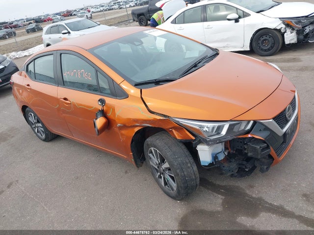 Salvage Nissan Versa Image