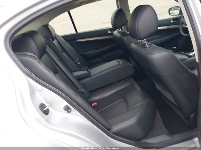 INFINITI G37x