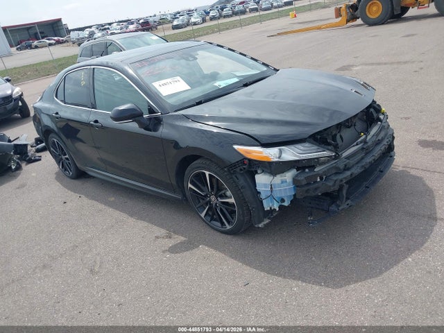 Salvage Toyota Camry Image