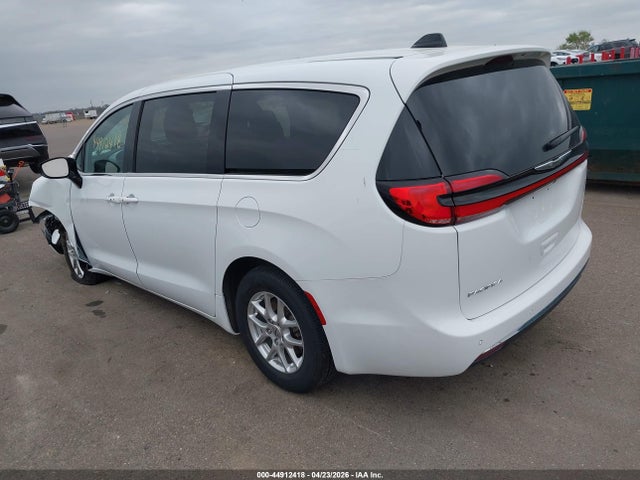 Chrysler Pacifica Touring