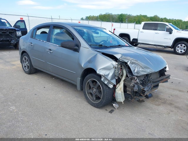 Salvage Nissan Sentra Image