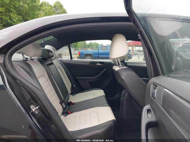 Volkswagen Jetta 1.8t Sport