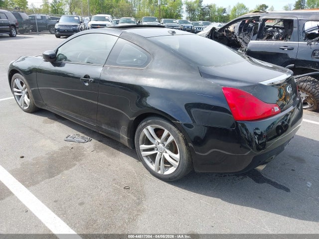 INFINITI G37 Journey