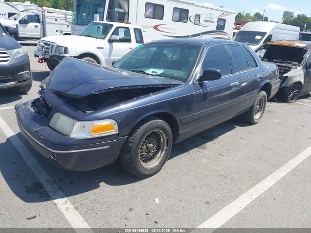 Ford Crown Victoria