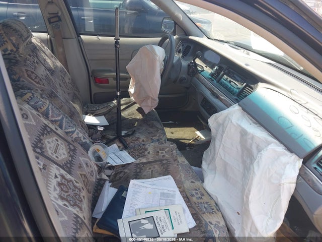 Ford Crown Victoria