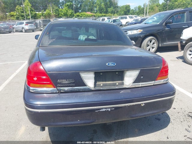 Ford Crown Victoria