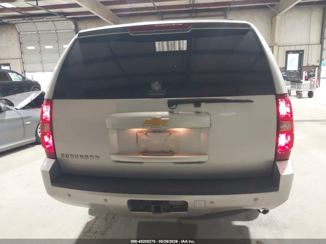 Chevrolet Suburban 1500 Lt