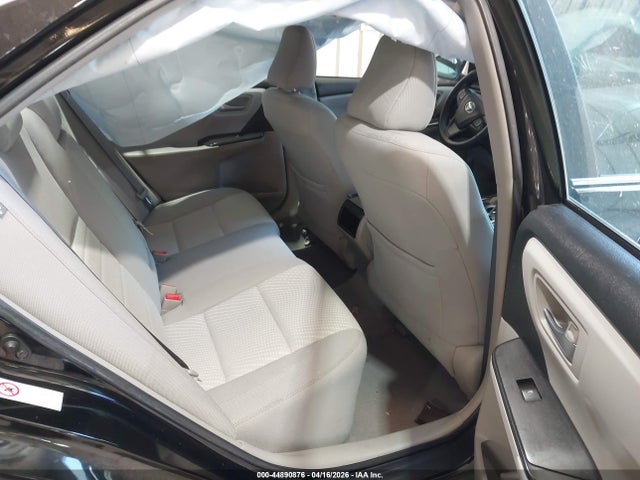 Toyota Camry Le