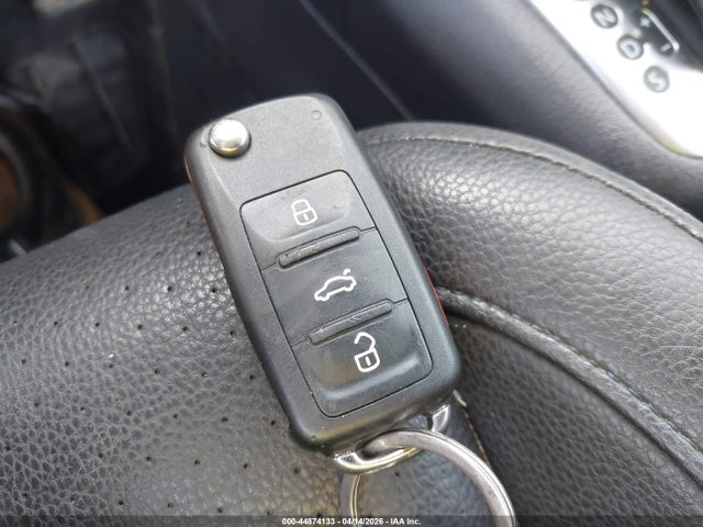 Volkswagen Tiguan S
