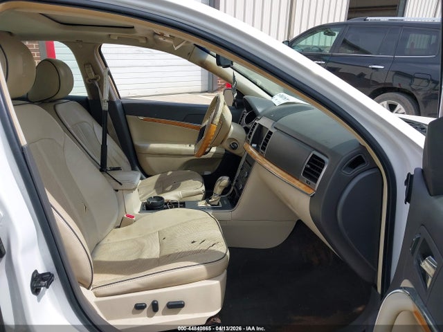 Lincoln MKZ