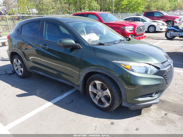 Salvage Honda HR-V Image