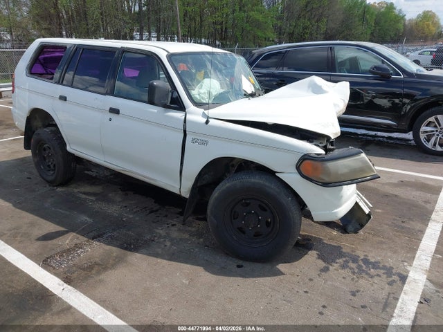 Salvage Mitsubishi Montero Sport Image
