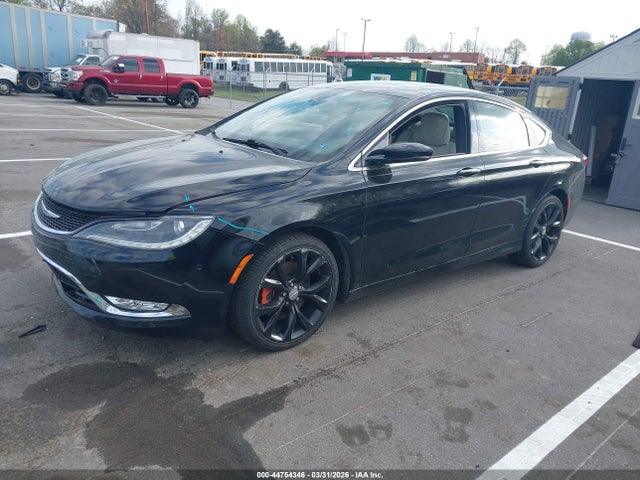 Chrysler 200 C