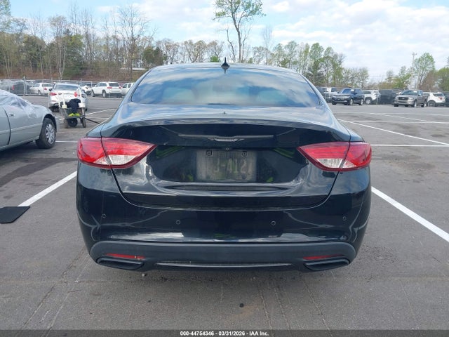 Chrysler 200 C
