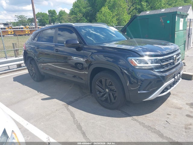Salvage Volkswagen Atlas Image