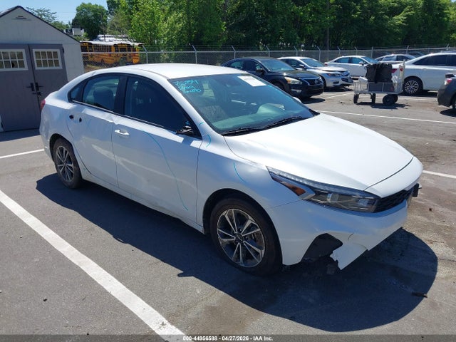 Salvage Kia Forte Image