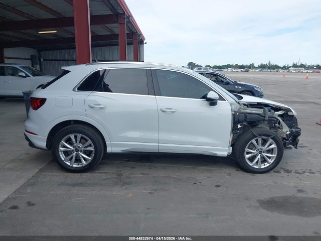 Audi Q3 Premium Plus 45 Tfsi S Line Quattro Tiptronic
