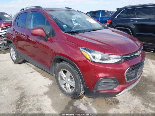 Salvage Chevrolet Trax Image