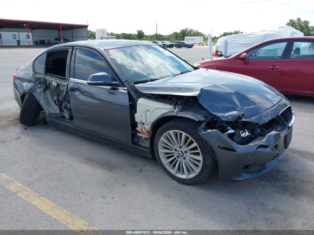 Salvage BMW 3 Series Image