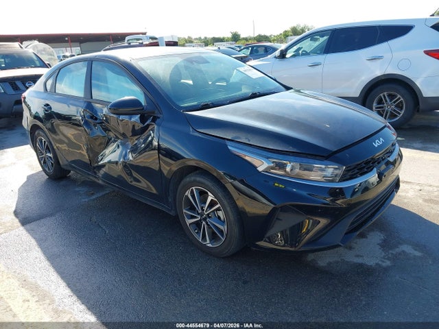 Salvage Kia Forte Image