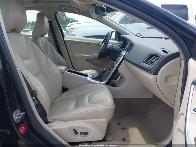 Volvo S60 T5