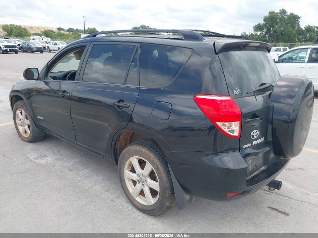 Toyota RAV4 Limited V6