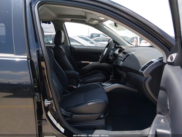 Mitsubishi Outlander Se