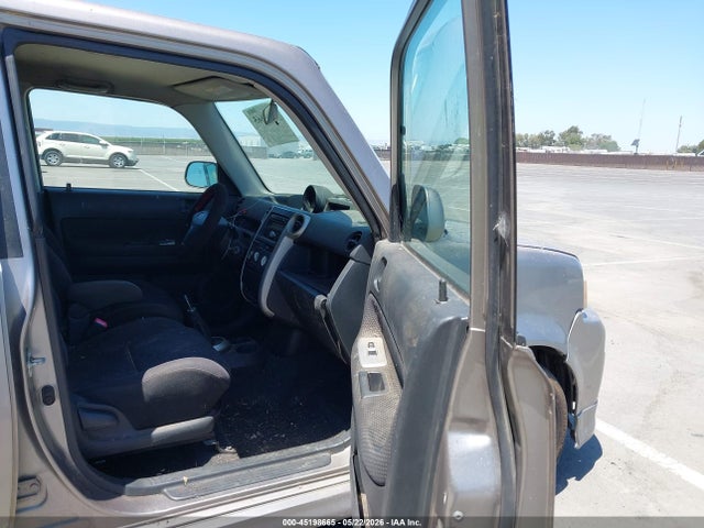 Scion xB