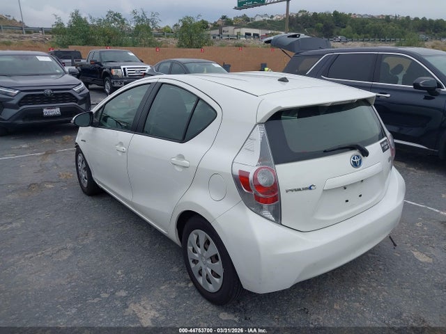 Toyota Prius c Two