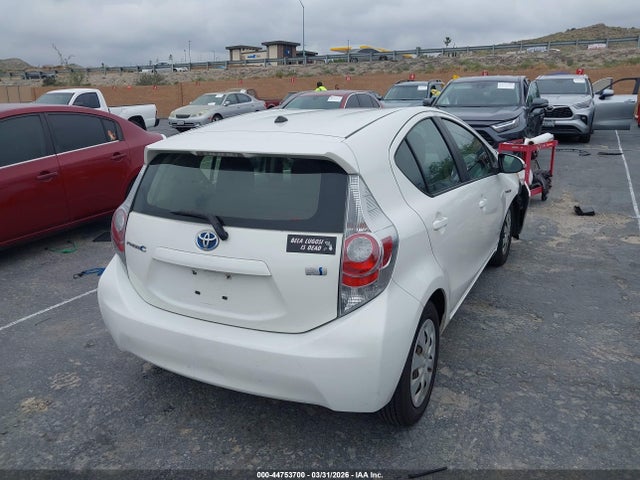 Toyota Prius c Two