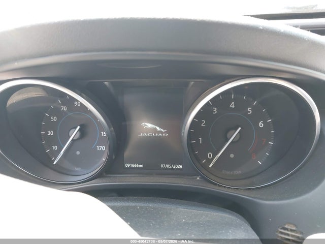 Jaguar XE 35t Premium