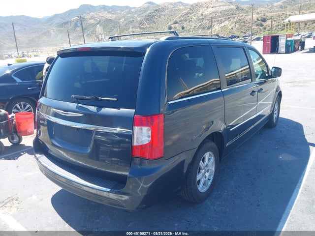 Chrysler Town & Country Touring