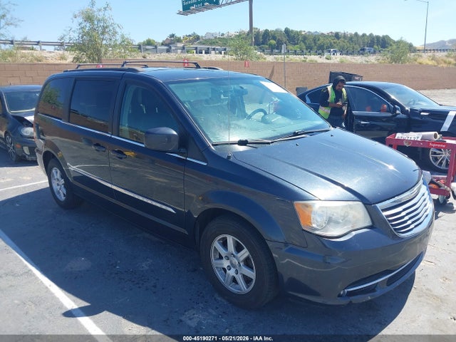 Salvage Chrysler Town & Country Image