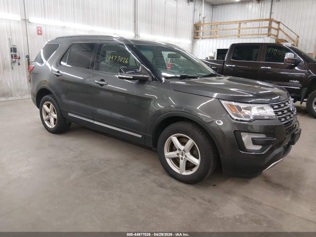 Salvage Ford Explorer Image
