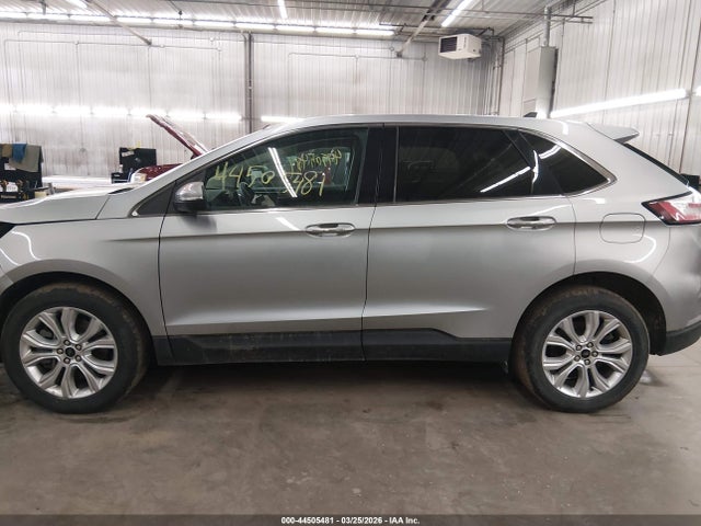 Ford Edge Titanium