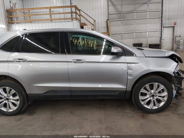 Ford Edge Titanium