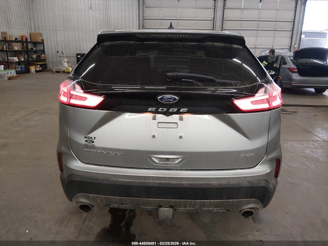 Ford Edge Titanium