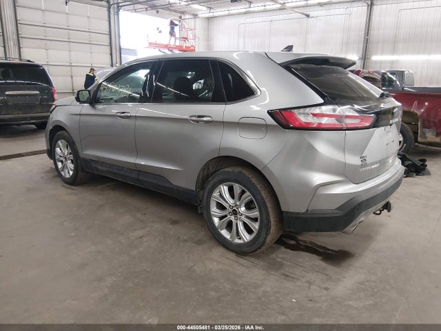 Ford Edge Titanium