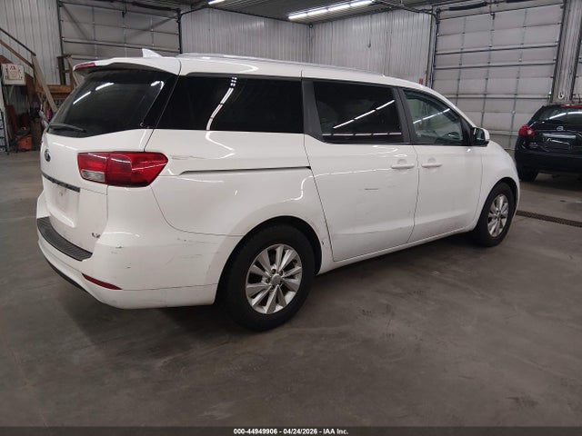 Kia Sedona Lx