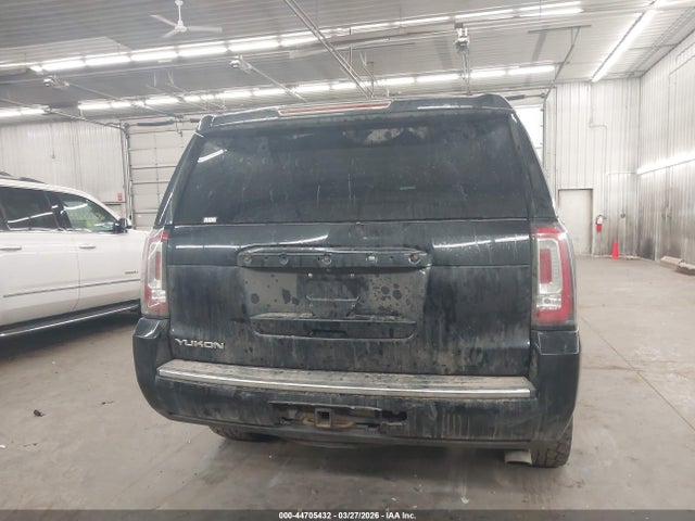 GMC Yukon Denali