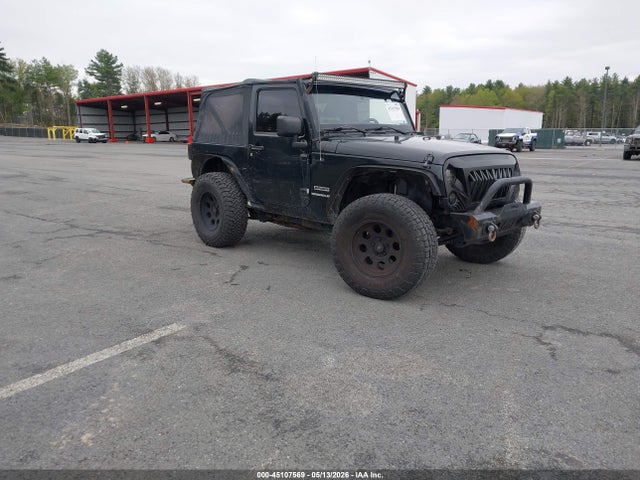Salvage Jeep Wrangler Image