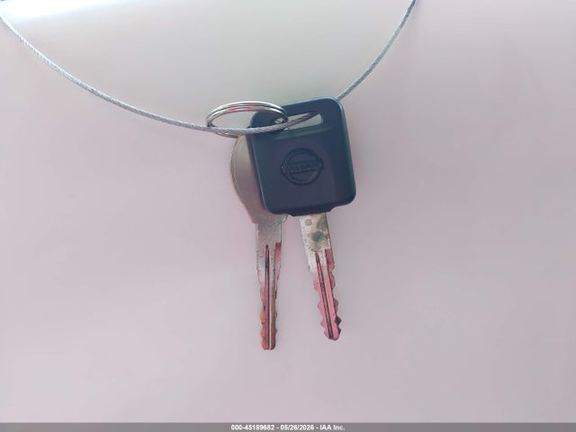 Nissan Versa S (sr)