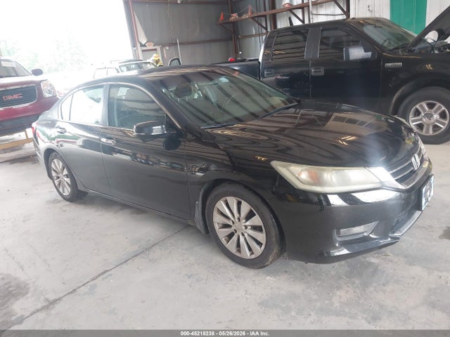 Salvage Honda Accord Image