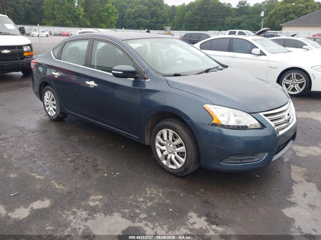 Salvage Nissan Sentra Image