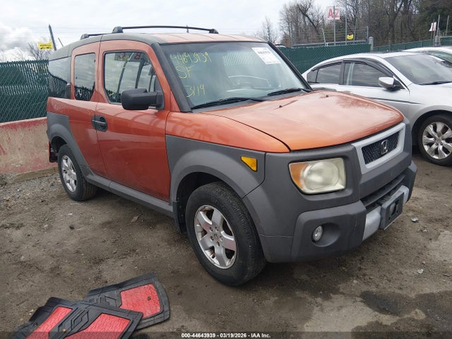 Salvage Honda Element Image