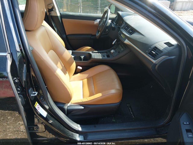 Lexus Ct Premium