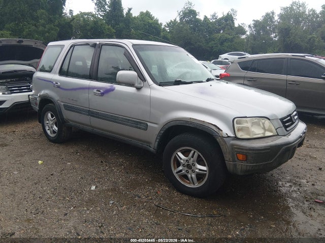 Salvage Honda CR-V Image
