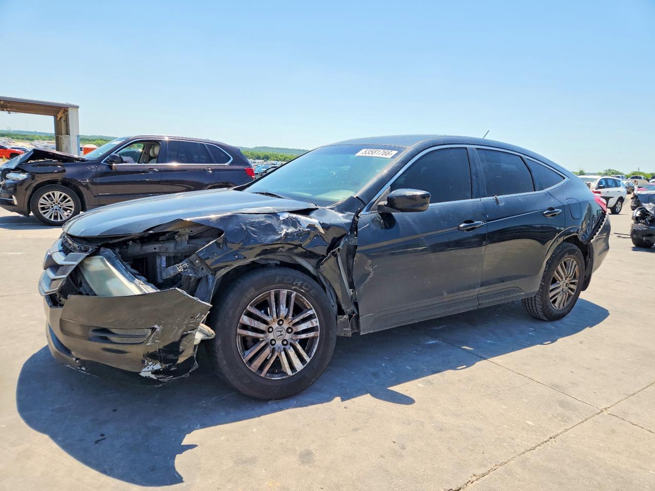Salvage Honda Crosstour Image